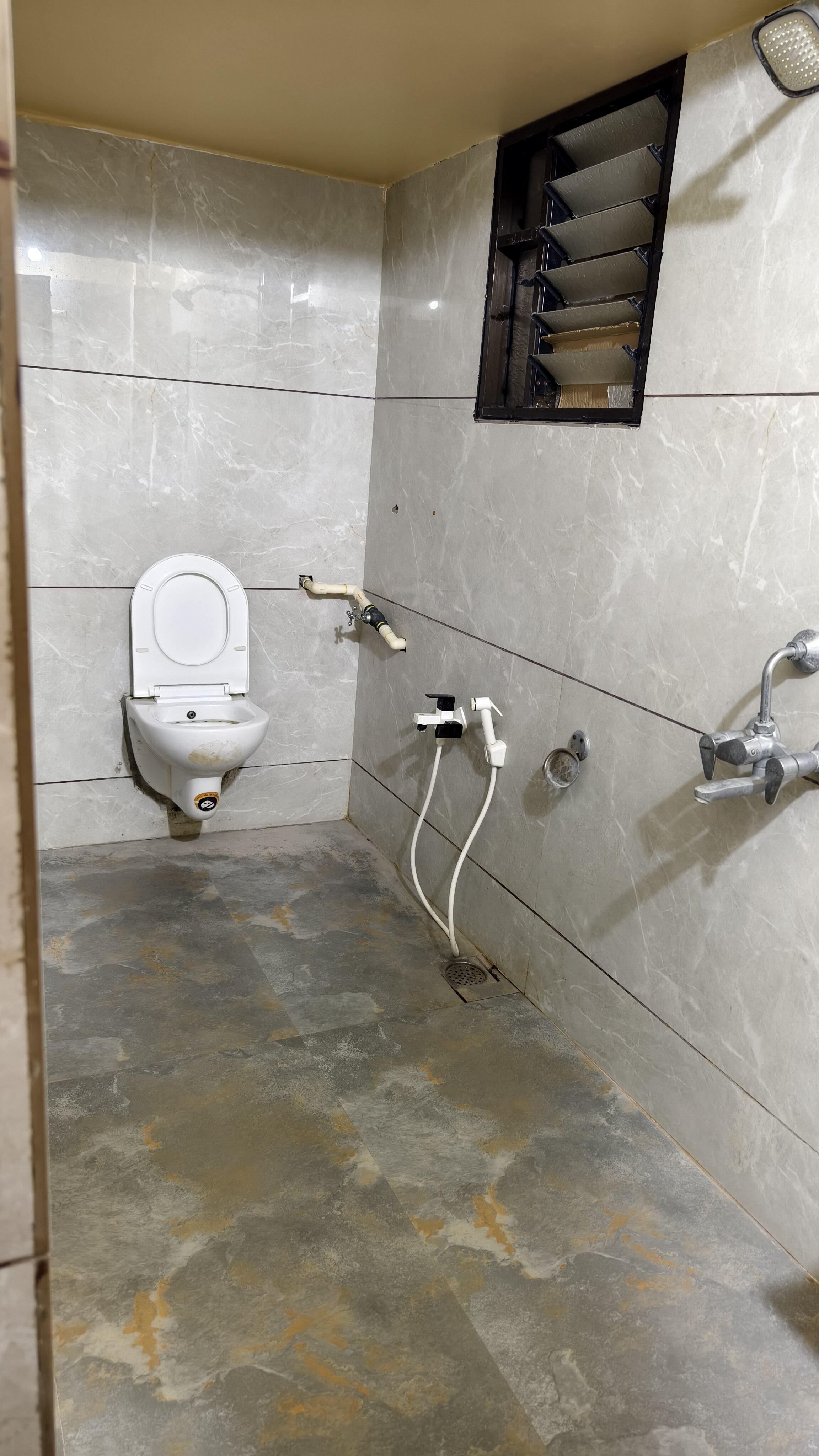 Anjali Lodging Shani Shinganapur - Tap to explore photos