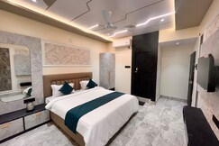 GARMA GARAM LODGE & CELEBRATION MANDAP, Brahmapur