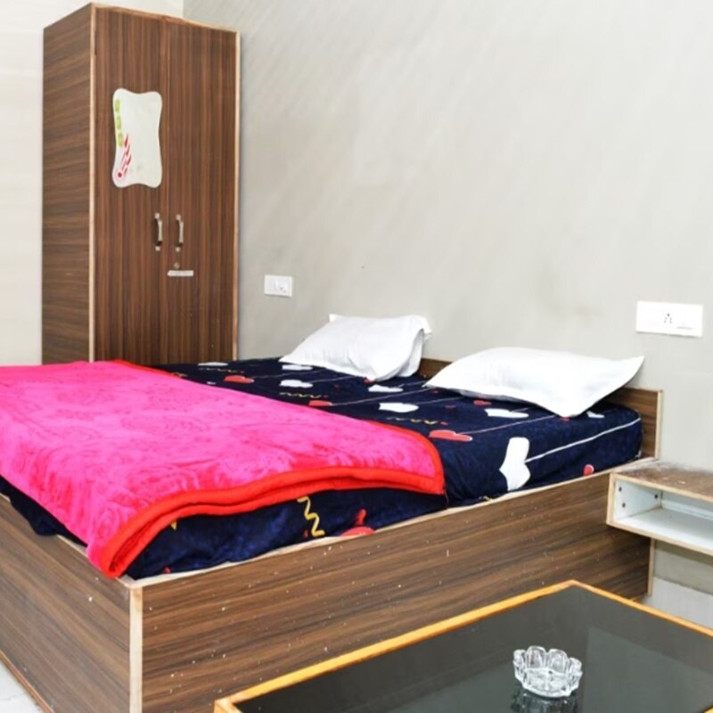 Hotel Sawariya Inn - Tap to explore photos