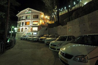 Fairmount Hotel