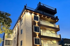 Raksha Suites & Banquet Greater Noida, Greater Noida