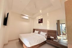 The Khushi Stay, Bhopal