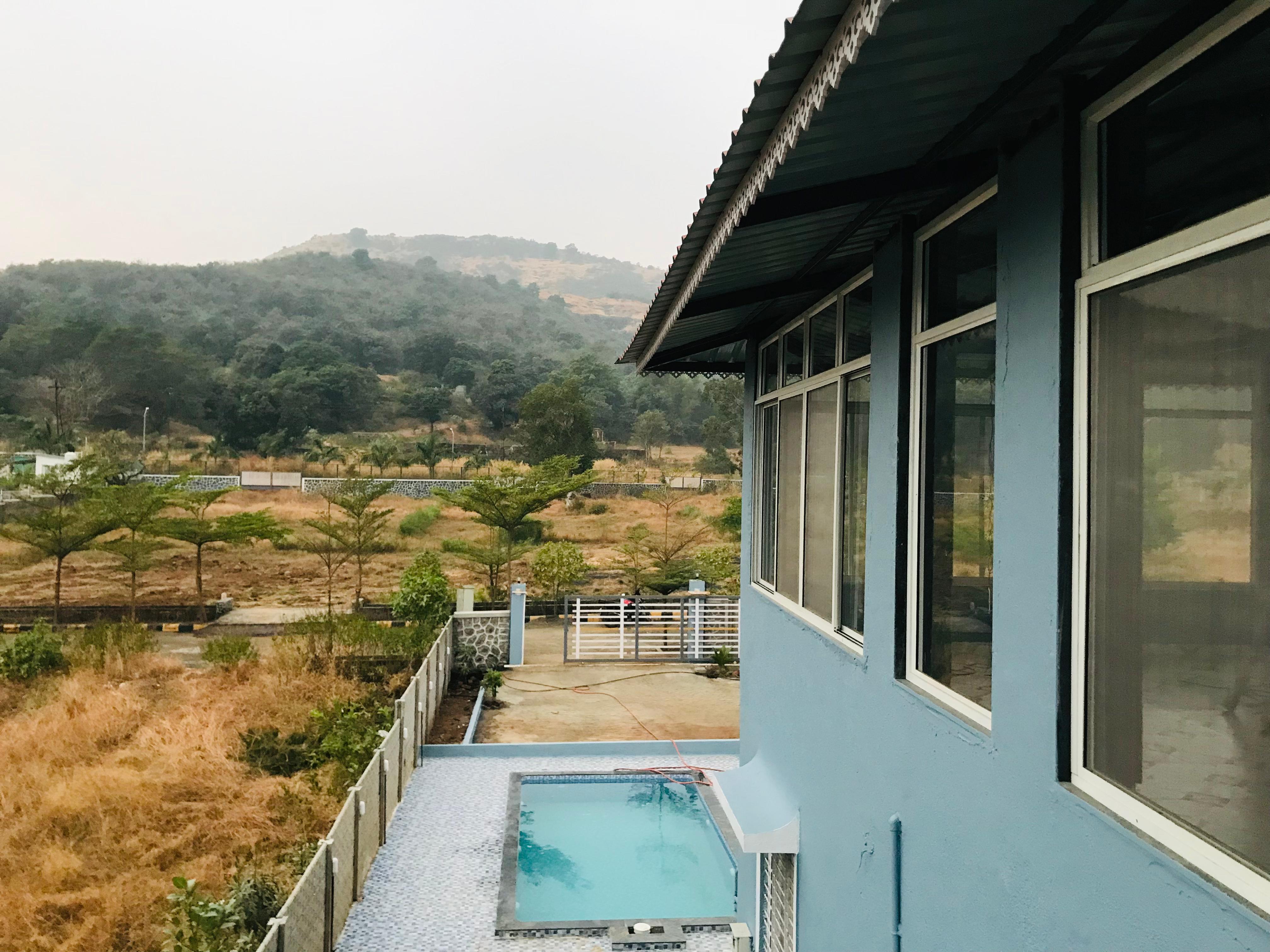 Living tuch villa - Tap to explore photos