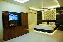 HOTEL GOLDEN BLISS, Bhopal
