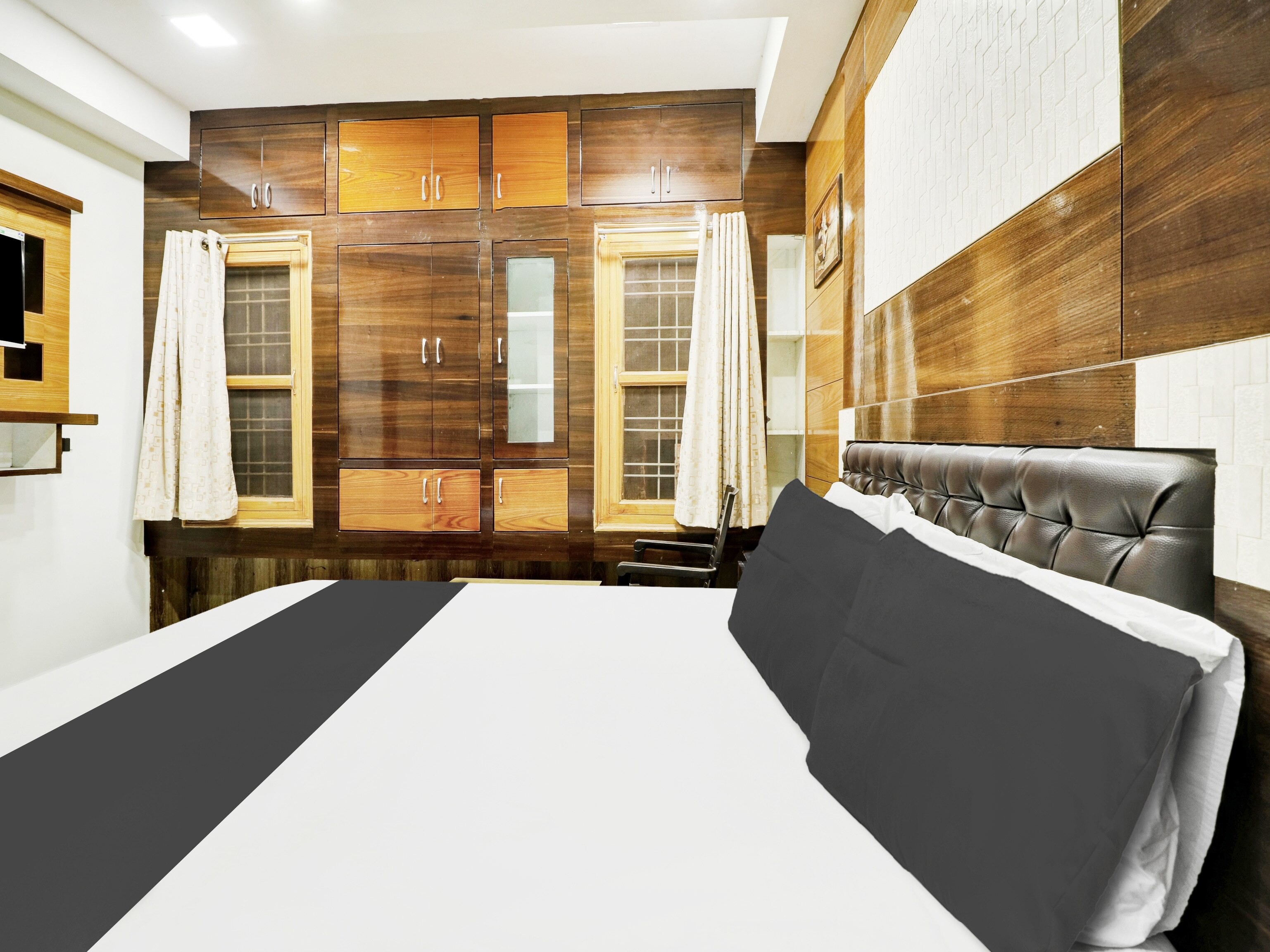 Hotel O Kranthi Residency - Tap to explore photos