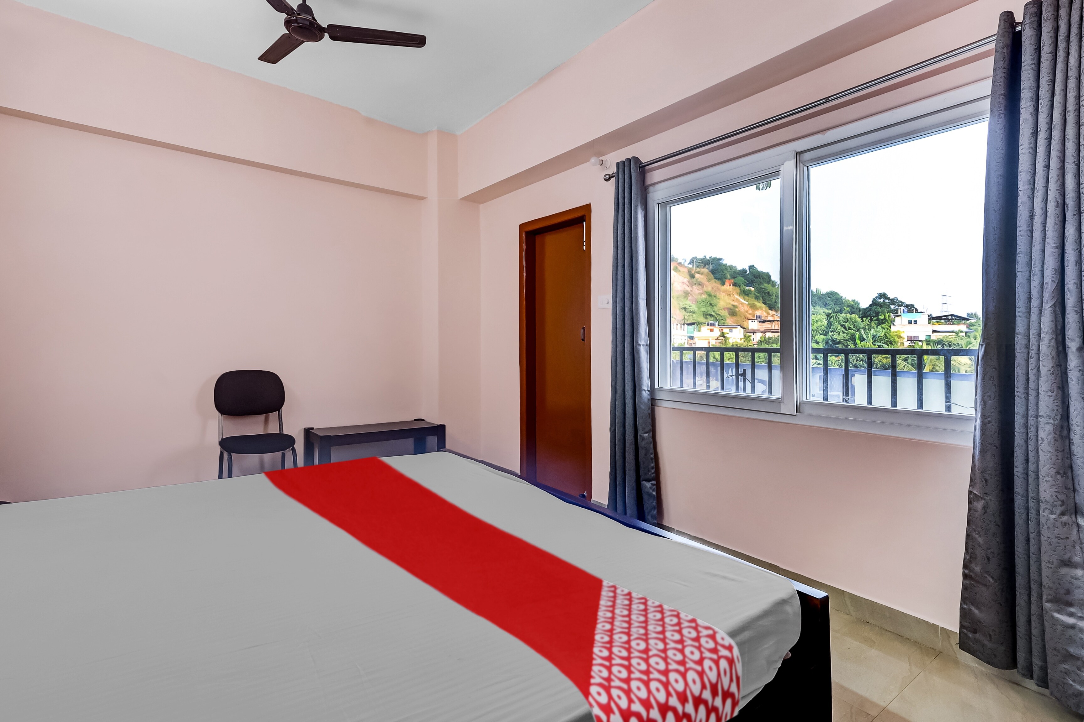 Hotel O MOYONG HOMESTAY - Tap to explore photos