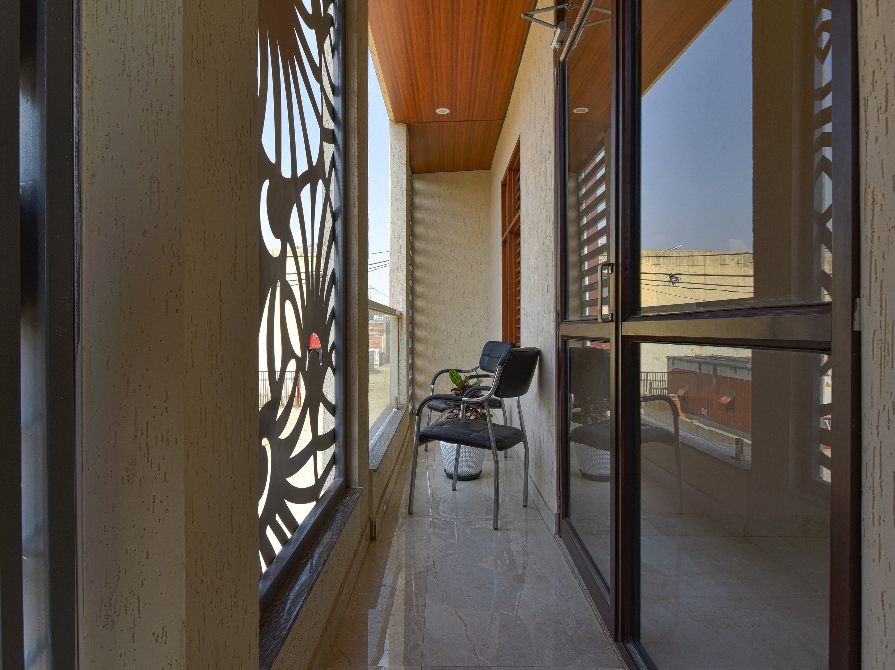 Hotel Bilaspur Pride - Tap to explore photos