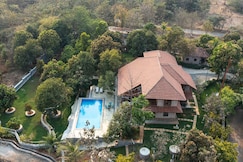 Luxury Farm House Villa with Pool Near Mumbai , Wada