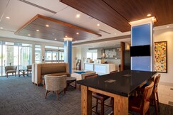 Holiday Inn Express & Suites - Beloit, Dane