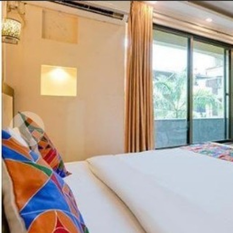 Prabhu Sharan By Glitz Hotels - Tap to explore photos