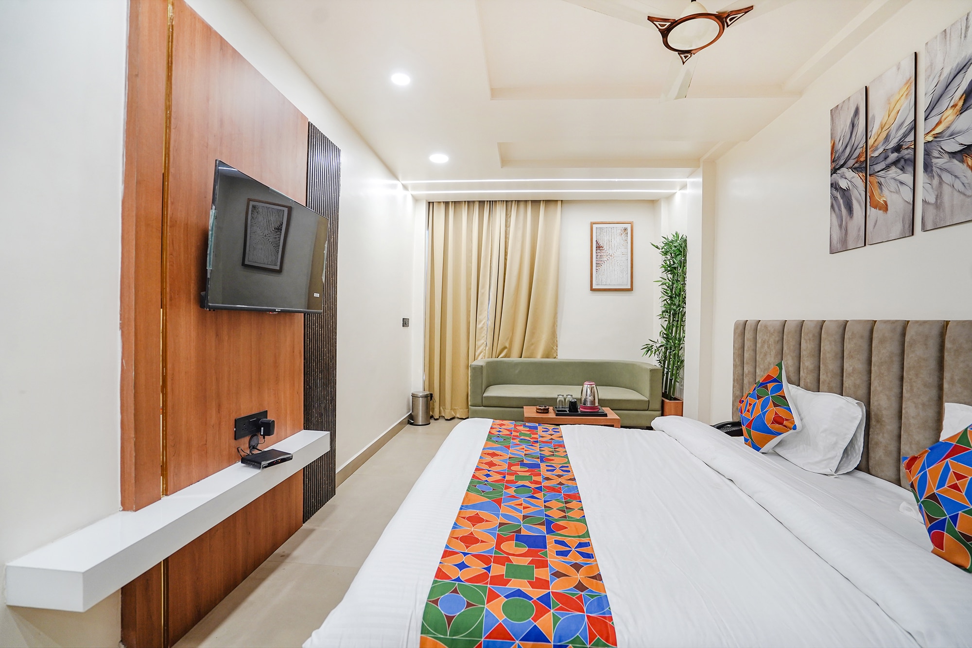 FabHotel Shrinath Casa Inn - Tap to explore photos