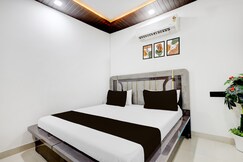 SPOT ON Dev Hotel And Guest House, Charkhi dadri