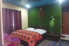 SAKSHAM HOME STAY, Guptkashi
