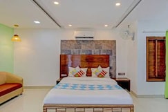 Super Collection O Vardhan House, Pune