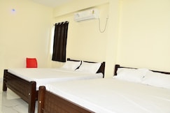 SRI NAVANEETHA KRISHNA MAHAL &RESIDENCY, Munnar