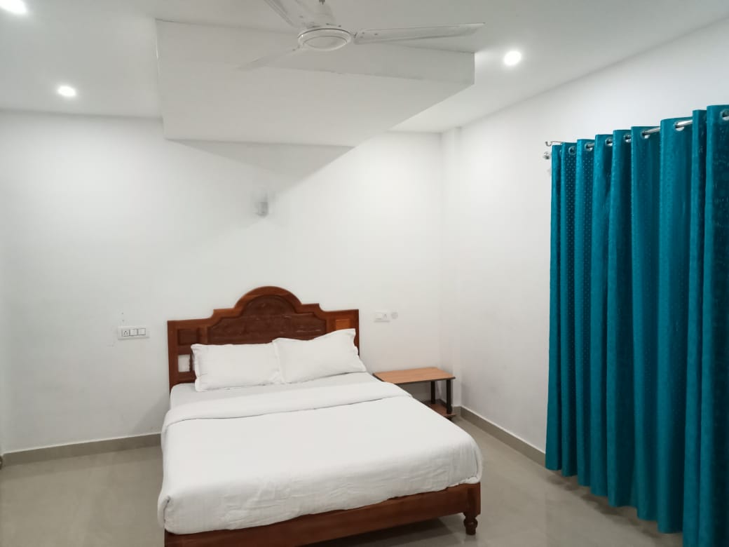 Ivory Homestay - Tap to explore photos