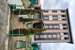 Hotel Golden Eye, Srinagar