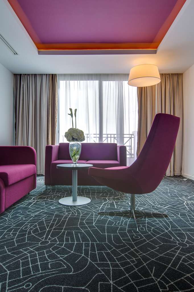 Park Inn by Radisson Dammam - Tap to explore photos