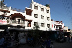 Hotel Shreenath, Desuri