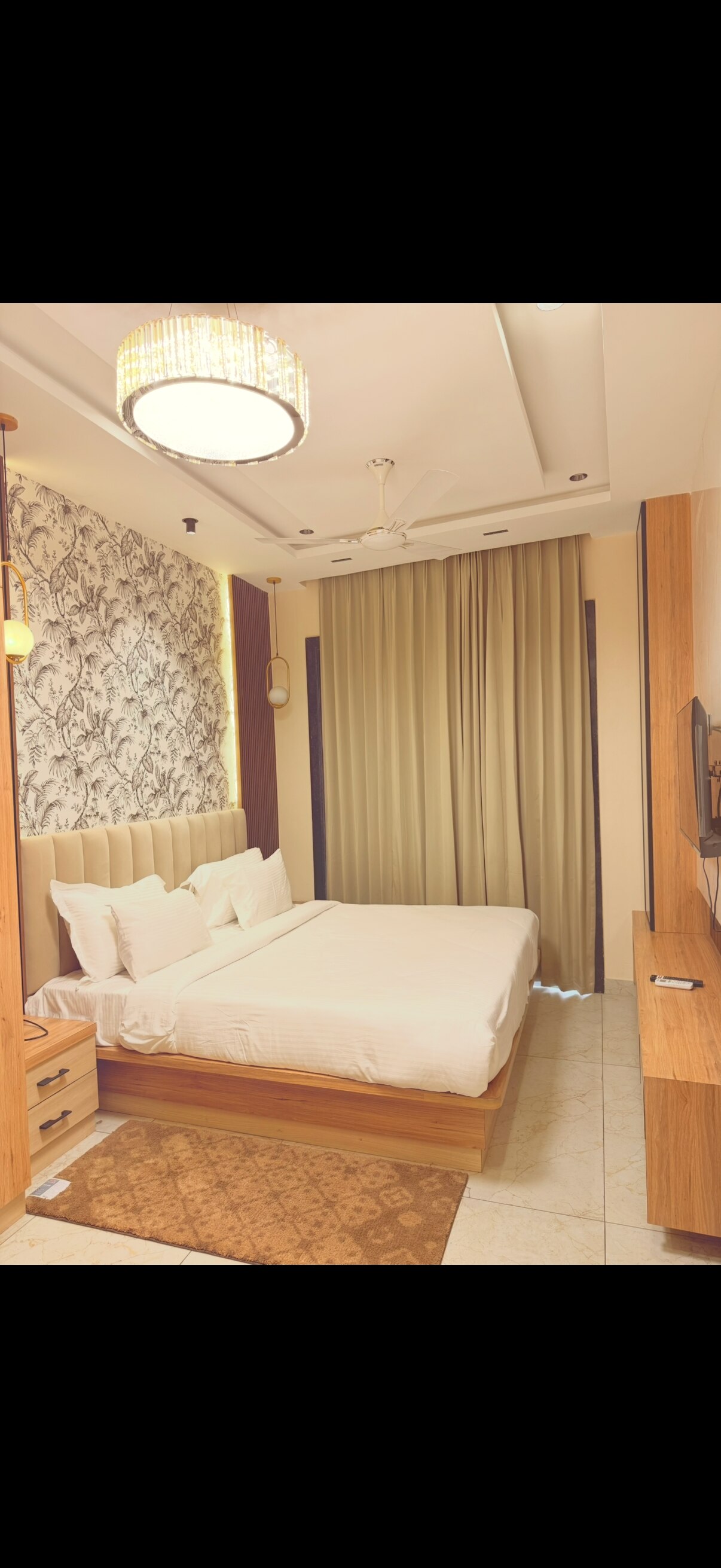 Mg Apartment (2bhk luxurious flat) - Tap to explore photos