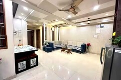 Casanoya Inn Prima 2BHK Stay near the Ghats, Varanasi