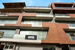 Hotel Midtown, Gurgaon