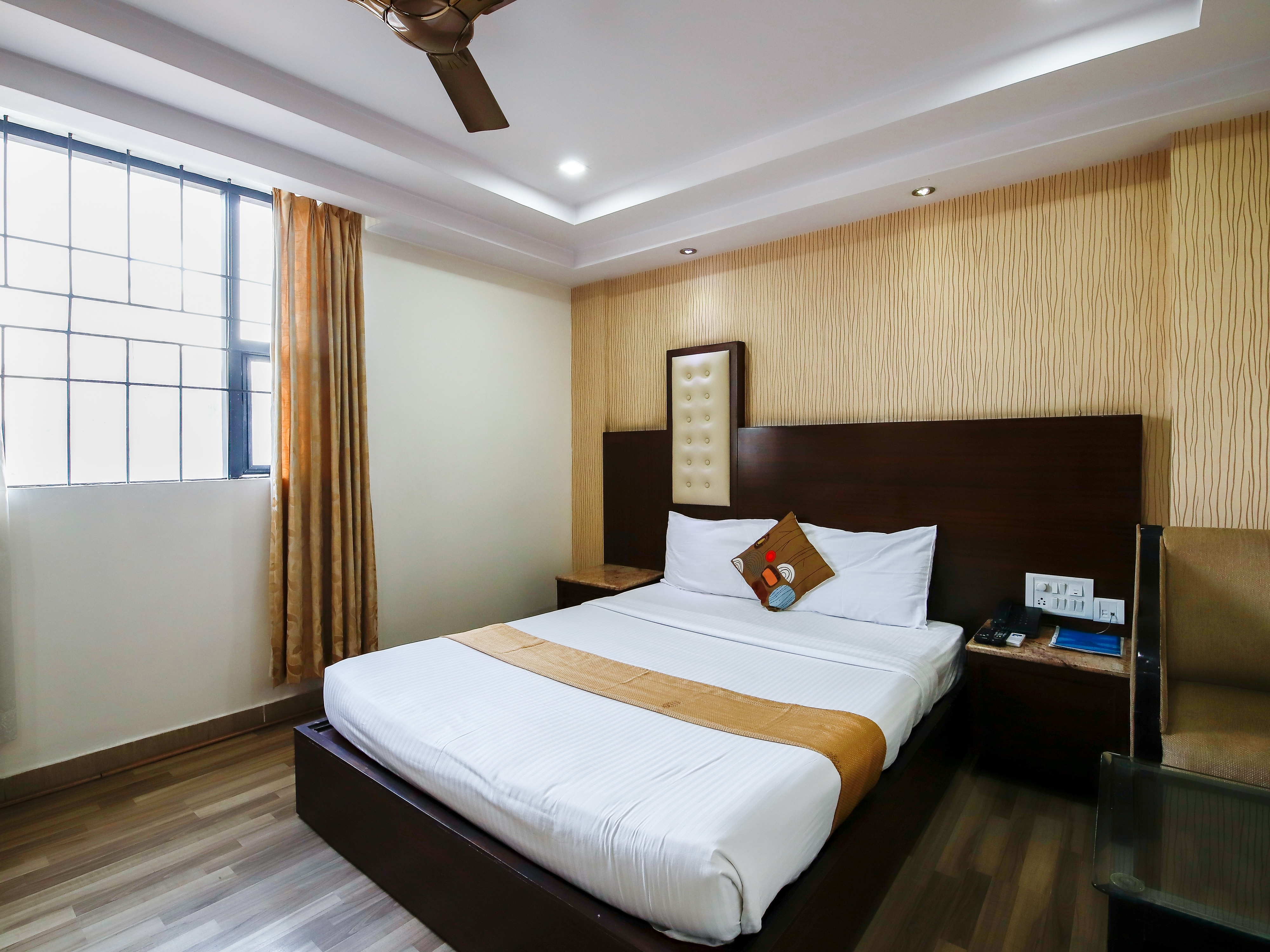 Hotel Premier Comforts - Tap to explore photos