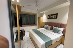 Hotel Palliate inn, Gandhinagar