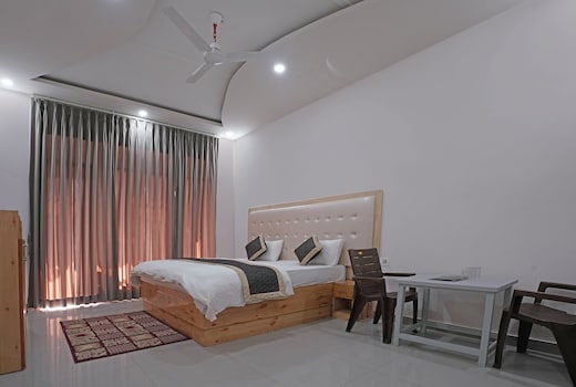 Hotel O Aditya Residency UK04
