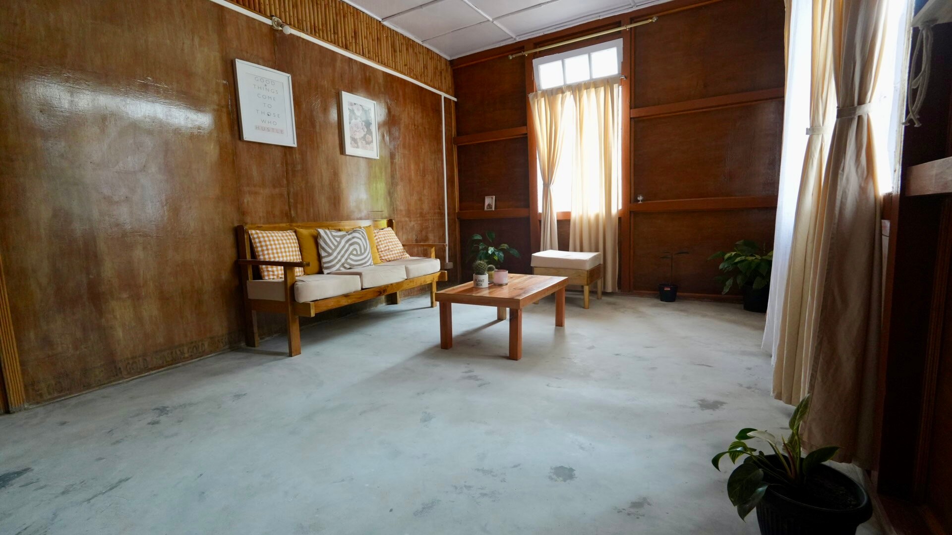 K L  Homestay - Tap to explore photos