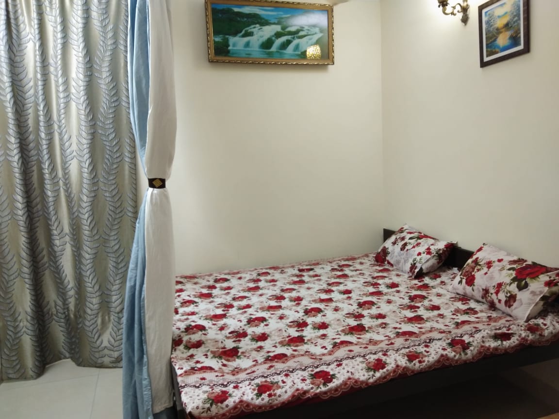 Manisha Enterprise Service Apartment - Tap to explore photos