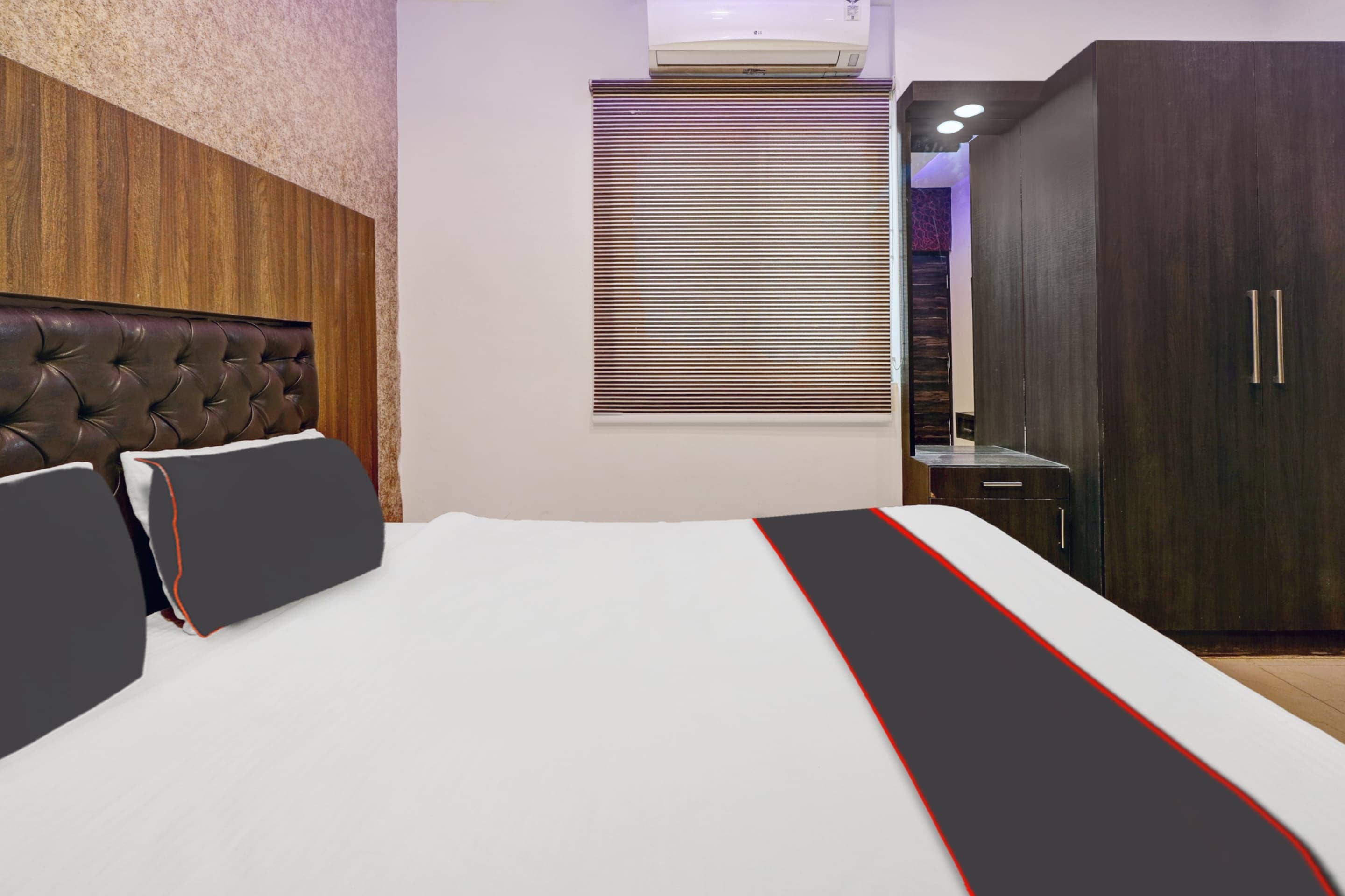 Super Collection O Manasi Residency - Tap to explore photos