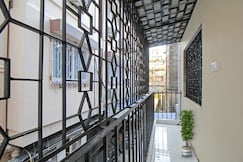 Hotel O Avenue Inn Near Birla Mandir, Kolkata