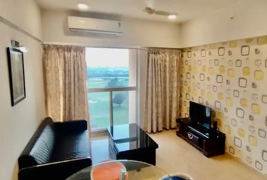 West Valley Villa, Lodha belmondo