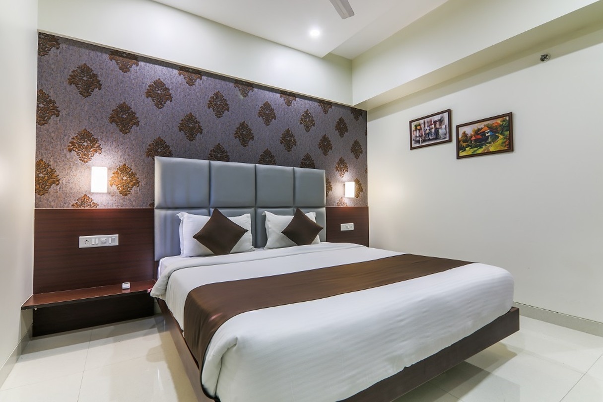 MAGNUS SQUARE - Business Hotel 2