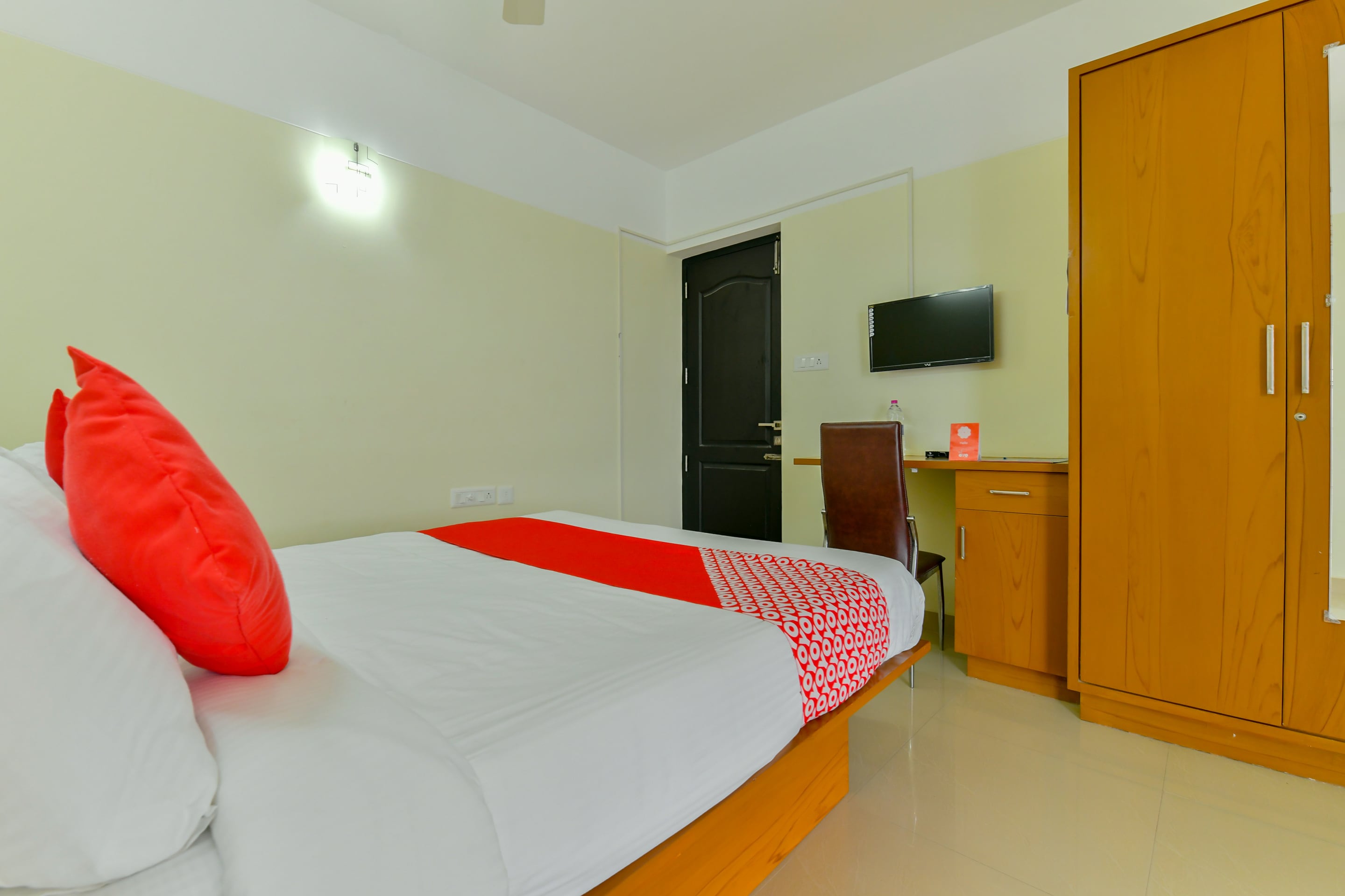 Super Hotel O Tyche Stays - Tap to explore photos