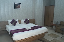 Hotel Manash Continental, Varanasi