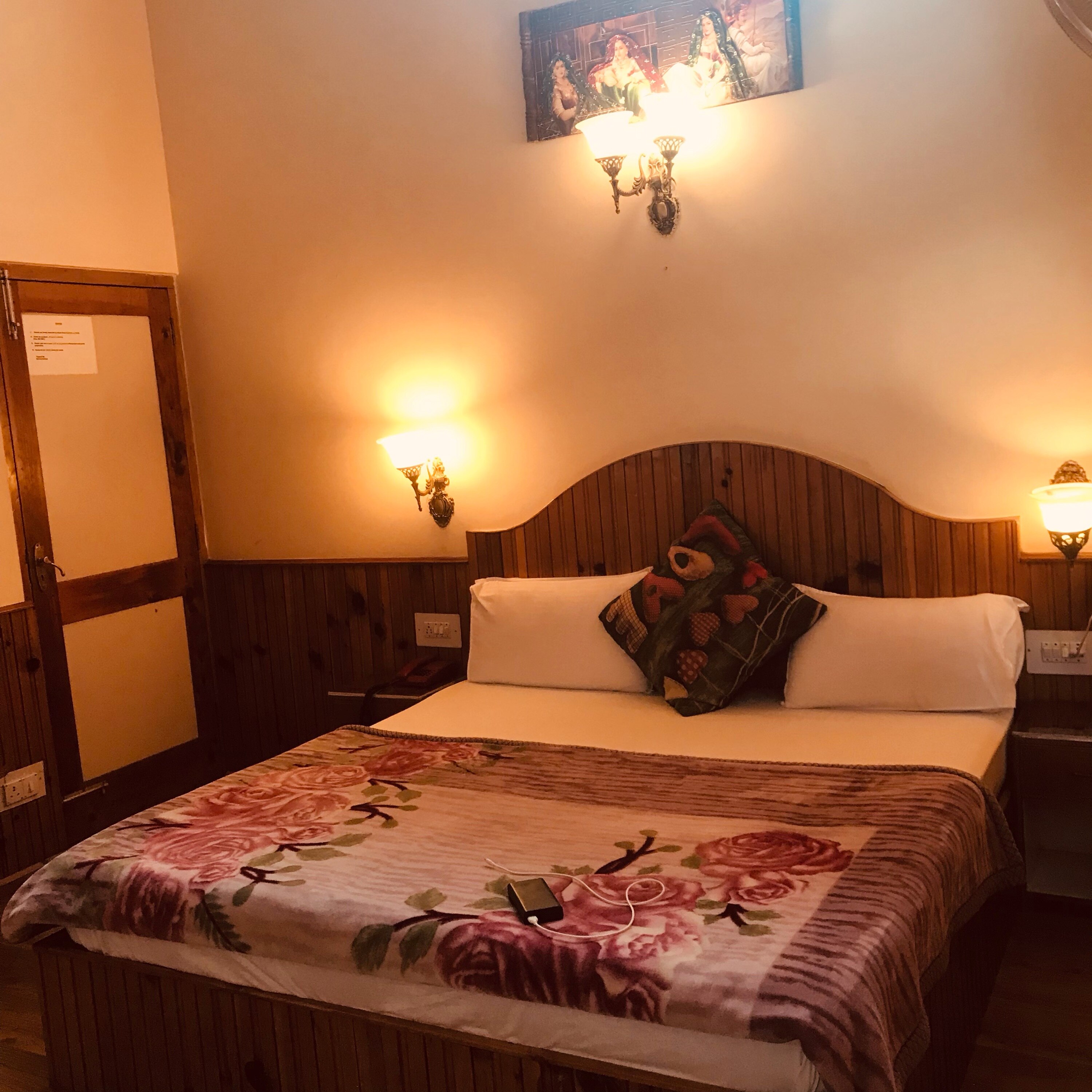 Mannat Cottage ( The classical stay) - Tap to explore photos