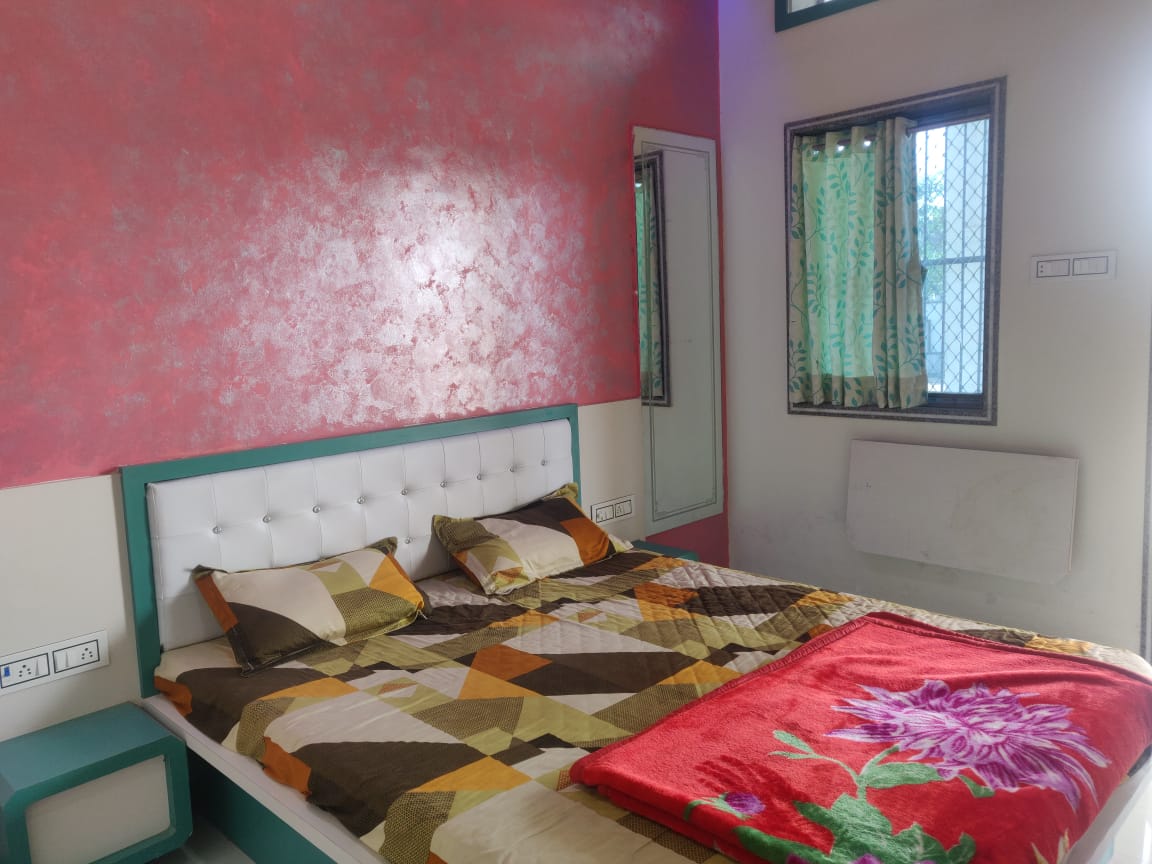 Mahaveer Guest House - Tap to explore photos