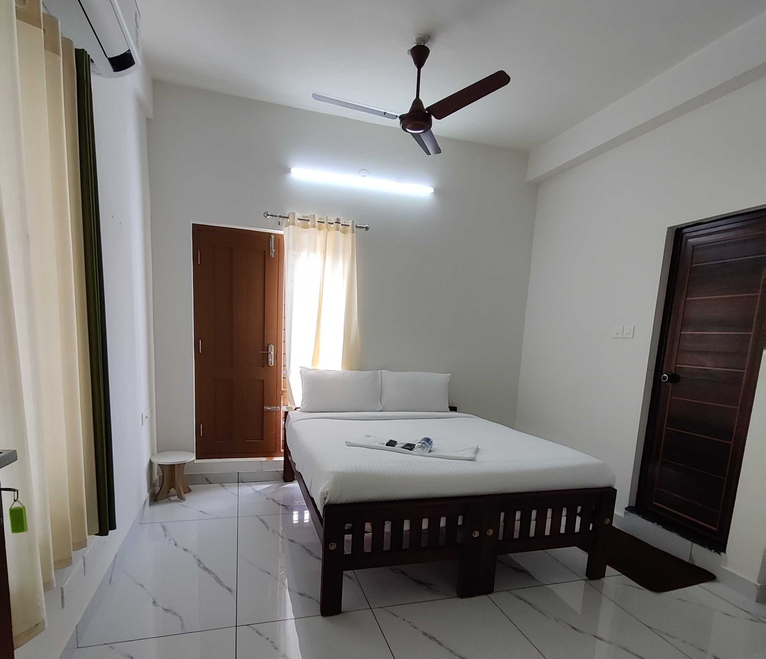 Collection O Ayesha Homes - Tap to explore photos
