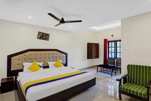 Itsy Hotels Regalia Grand, 500 Mtrs From Madikeri Fort