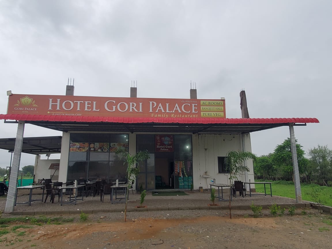 HOTEL GORI PALACE - Tap to explore photos