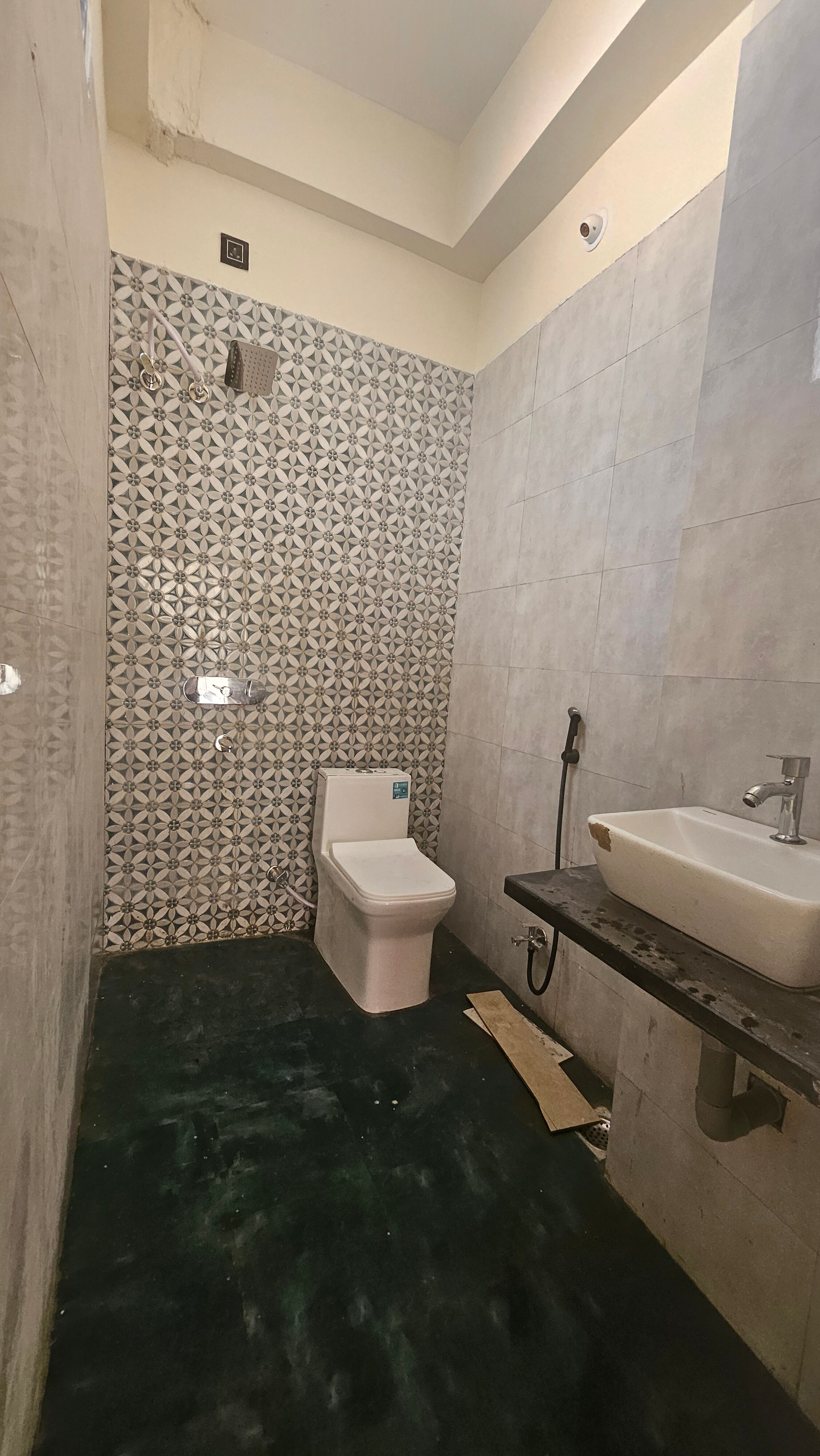 Mahakal Vandana Home stay - Tap to explore photos