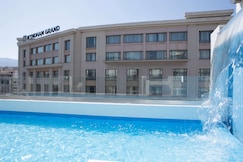 Zeus Essence Wyndham Athens Residence, Athens