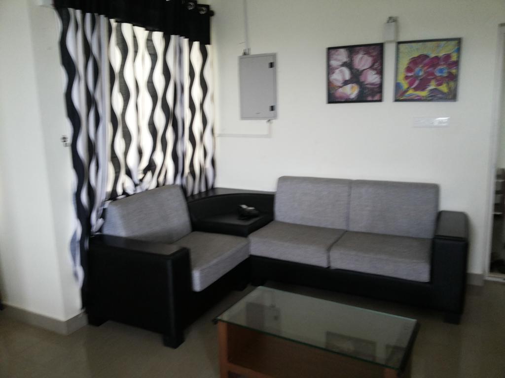 2MOROZ APARTMENT - Tap to explore photos