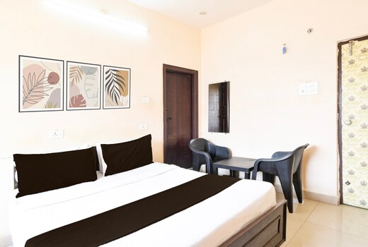 Hotel O Kakatiya Deluxe Rooms