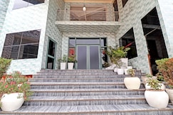 to Hotel Teg Royal 1.5 Kms from Golden Temple, Amritsar