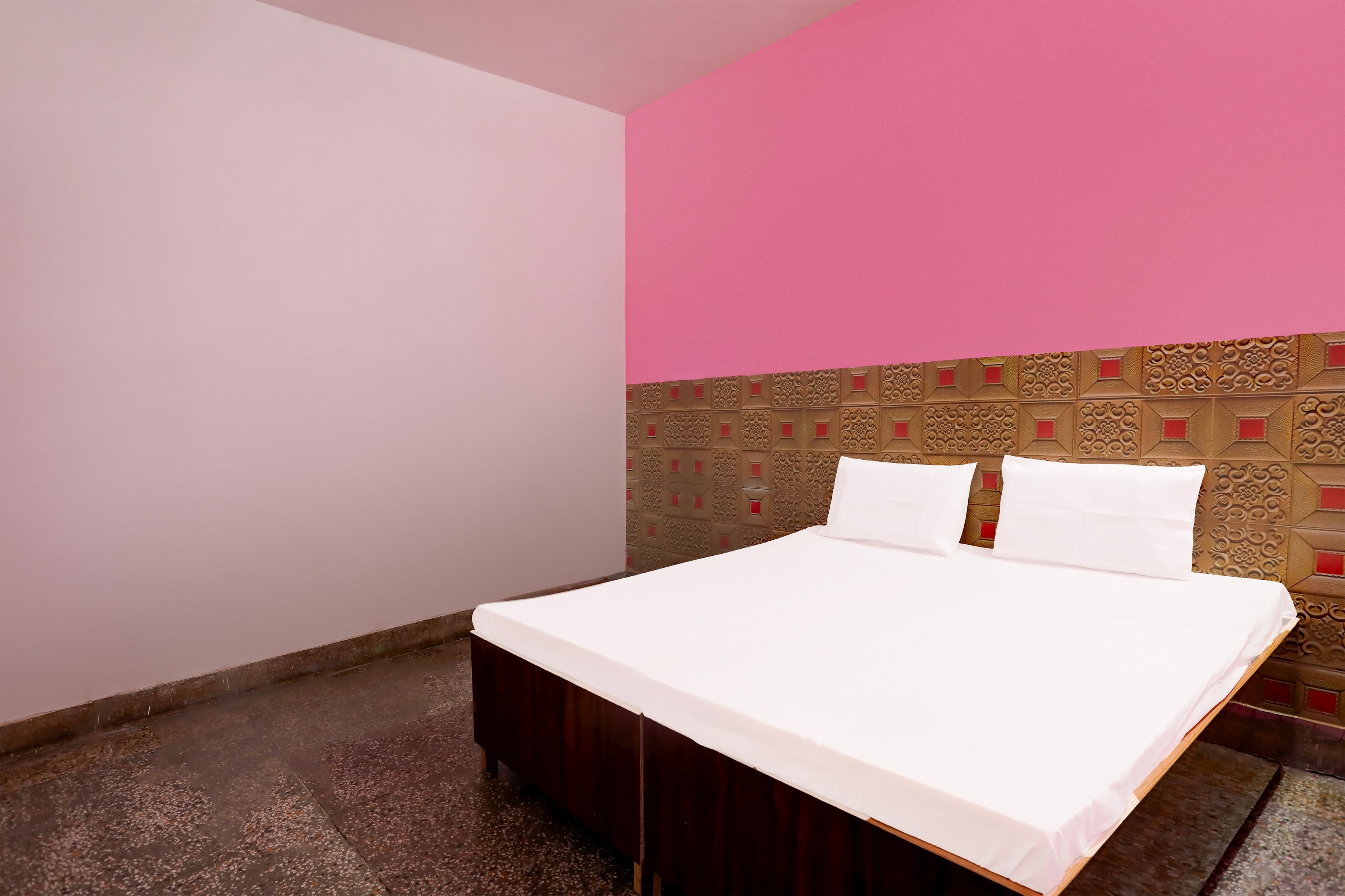 Hotel O Yug Hotel & Resturant - Tap to explore photos