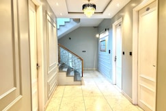 HillTop Heaven By 7 Hills, Kasauli