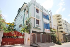 Max Classic Serviced Apartment, Chennai